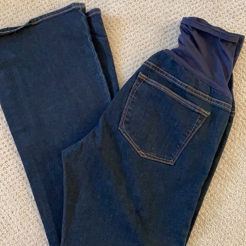 Old navy maternity jeans - Picture 4 of 5